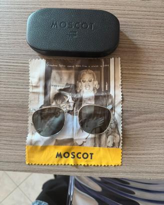 Moscot Cliptosh
