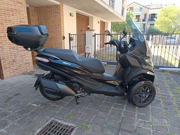 Piaggio MP3 400 hpe + 1 anno garanzia + bauletto
