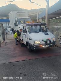 carroattrezzi Daily Iveco 49.12 patente C