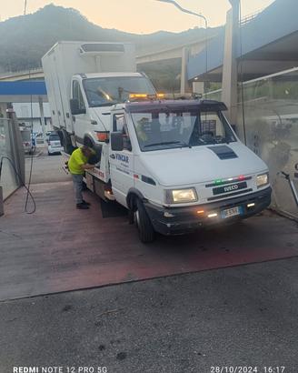 carroattrezzi Daily Iveco 49.12 patente C