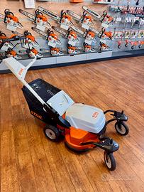 Potente Tosaerba a batteria STIHL RMA 765