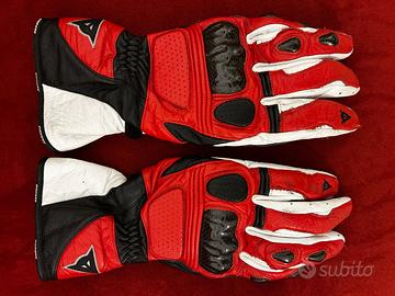 Guanto moto