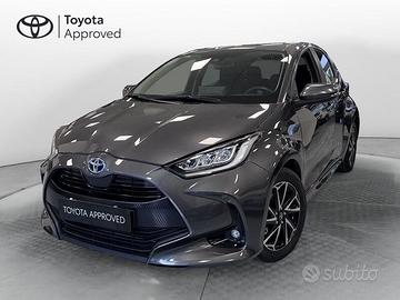 Toyota Yaris Hybrid Trend MY22