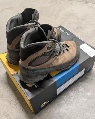 Scarponi trekking La Sportiva TX4 Mid