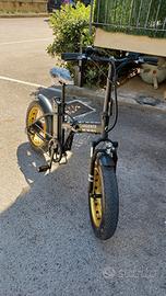 bicicletta elettrica pieghevole Nuova!