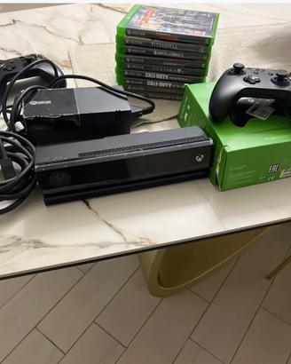 Xbox one  giochi ed accessori