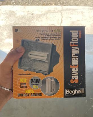 Kit Faro a risparmio energetico Beghelli 24W 4000K