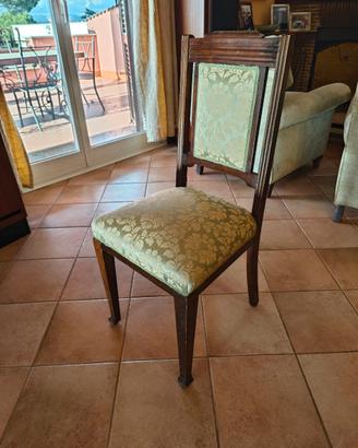 Sedia d'epoca vintage in legno