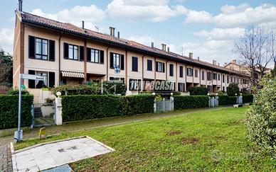 Villa a Schiera a Briosco Piazza annoni 4 locali