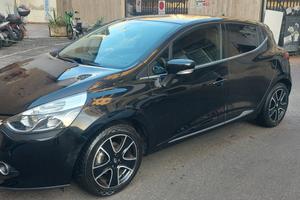 Renault Clio 1.2 75CV INTENSE E6