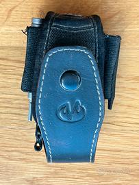 Multiuso Leatherman Charge Titanio