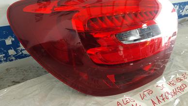 A1769064800 FANALE FANALINO A LED SX MERCEDES W176