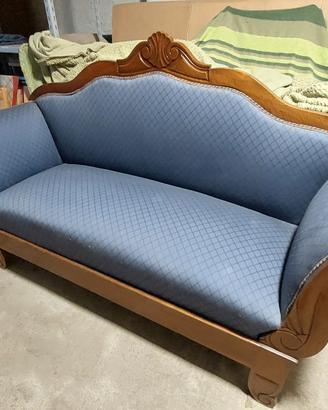 divano d'epoca meta '800