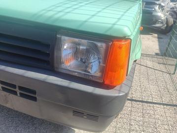 Proiettore sinistro FIAT PANDA del 2002