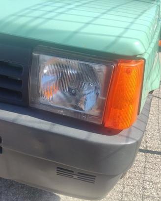 Proiettore sinistro FIAT PANDA del 2002