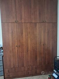 cameretta con letto singolo 