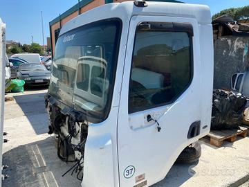 Cabina Carrozzeria Renault Midlum Ricambi Usati In