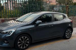 Renault Clio Autocarro