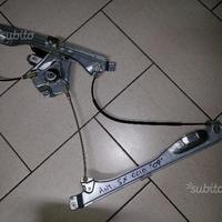 Alzavetro renault clio ant.sx 2009