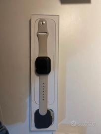Apple watch series 8