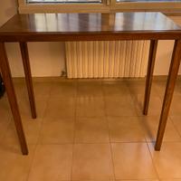 Tavolo a consolle
