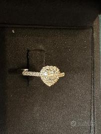 Anello oro bianco con diamante