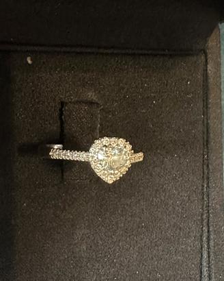 Anello oro bianco con diamante