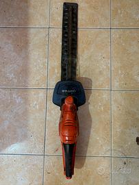 Tagliasiepi funzionante Black&Decker