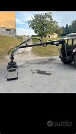 Palo posteriore trattore