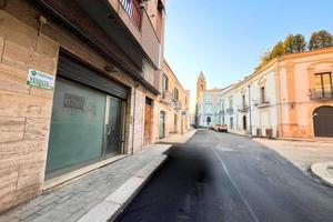 NEGOZIO A SAN SEVERO