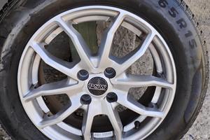 4 cerchi in lega ,PSW con gomme invernali 