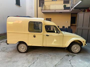 Auto d'Epoca restaurata