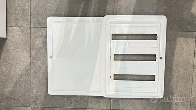 Centralino estetico incasso 54M bianco