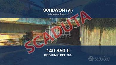Immobile in asta di 2562 m² con più di 5 locali a 