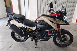 Benelli TRK 902 XPLORER con promo OMAGGIO KIT VALI