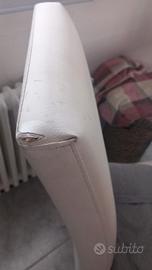 tavolo moderno con sedie