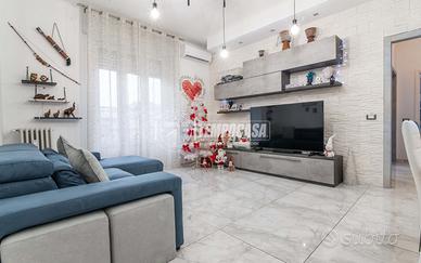 TRILOCALE RISTRUTTURATO CON CUCINA ABITABILE, DOPP