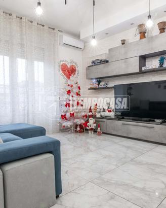 TRILOCALE RISTRUTTURATO CON CUCINA ABITABILE, DOPP