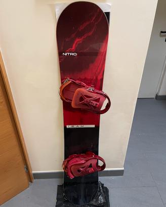 Snowboard Nitro + attacchi Salomon