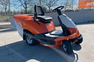 Trattorino tagliaerba STIHL RT 4082 NUOVO