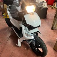 Peugeot Tweet 125 x Ricambi