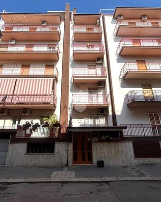 4 LOCALI A GIOVINAZZO