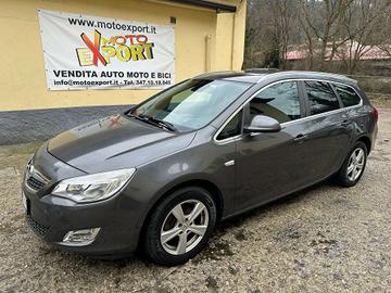 Opel Astra 1.6 115CV Sports Tourer Cosmo