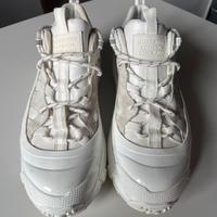 Burberry Arthur numero 41 bianco/scamosciato