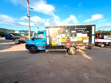 camion Iveco daily 65e15 centina telone telo scorr