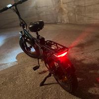 Bicicletta elettrica HITWAY