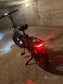 Bicicletta elettrica HITWAY