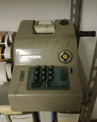 calcolatrice Olivetti vintage anni 60 