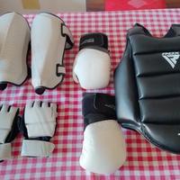 Protezioni arti marziali/boxe