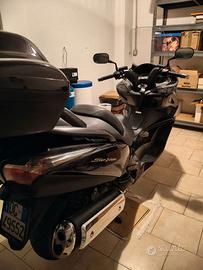 Scooter Honda SW - T400